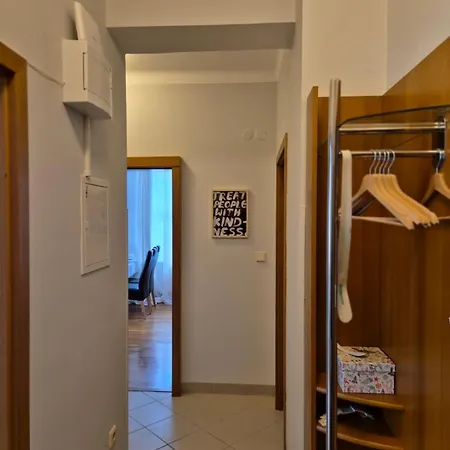 Apartment Airy & Spacious
